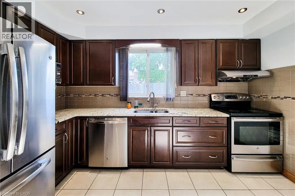 535 UPPER HORNING Road