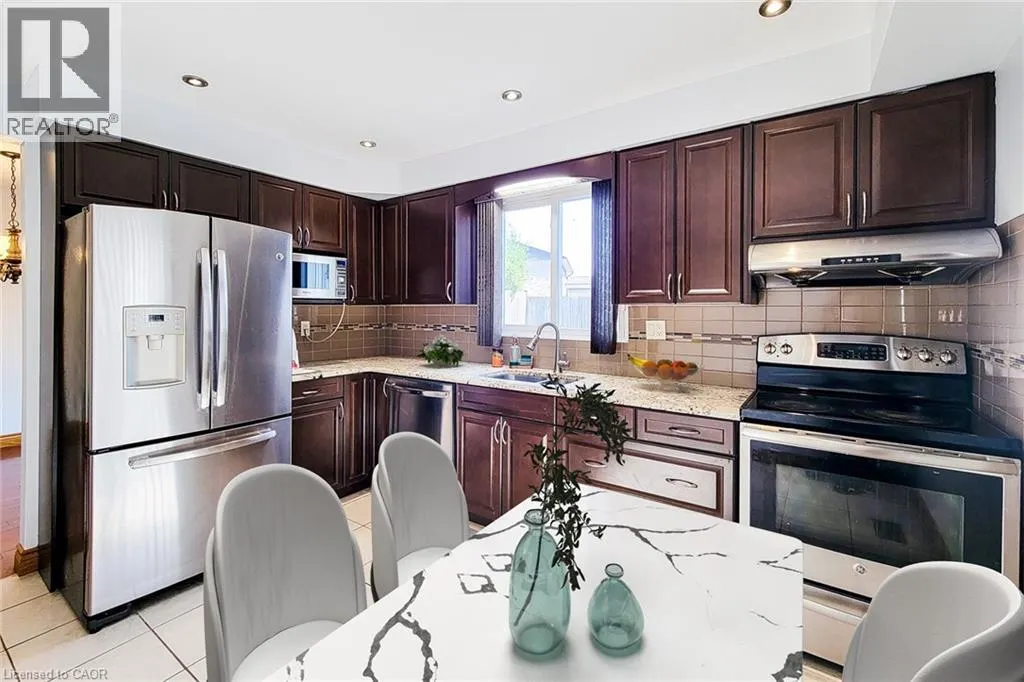 535 UPPER HORNING Road