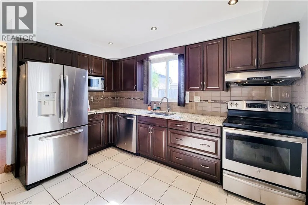 535 UPPER HORNING Road