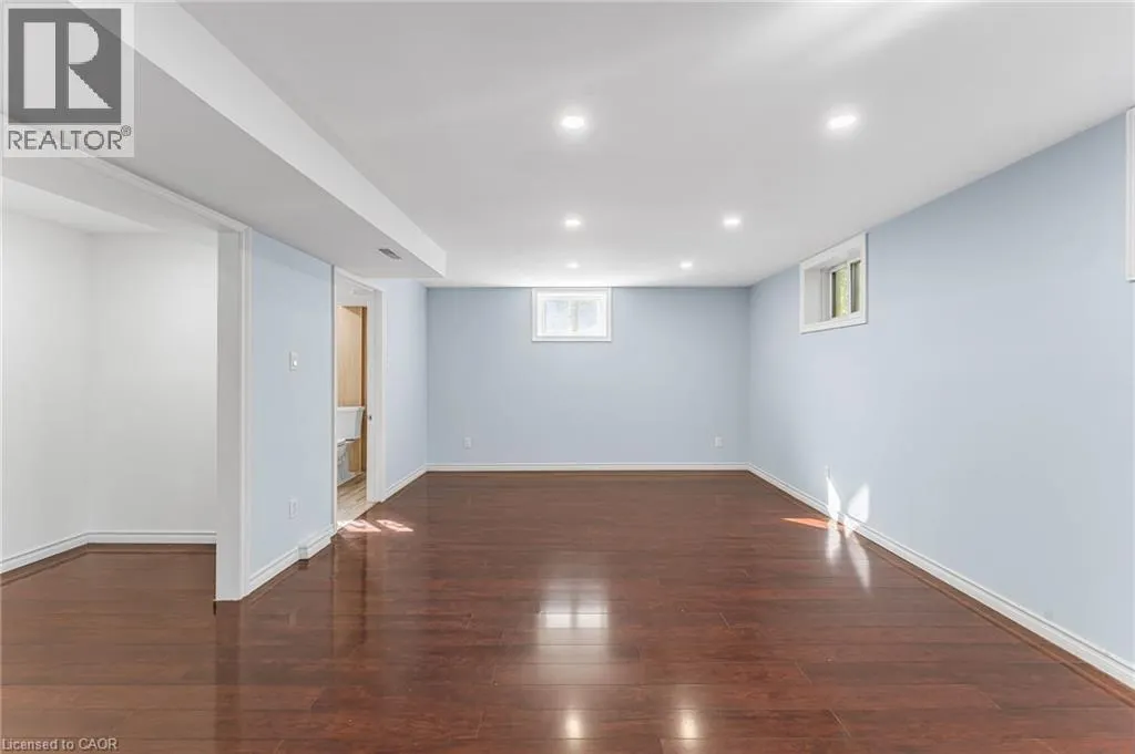6122 MAYFAIR Drive