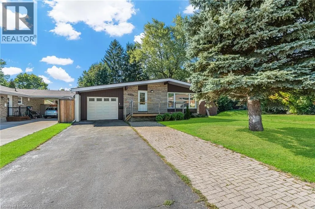 6122 MAYFAIR Drive