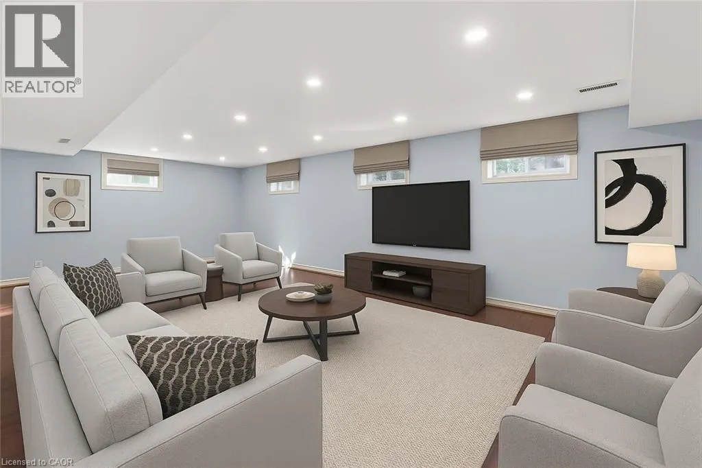 6122 MAYFAIR Drive