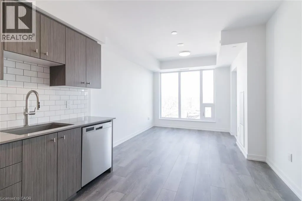 15 WELLINGTON Street S Unit# 511, #511