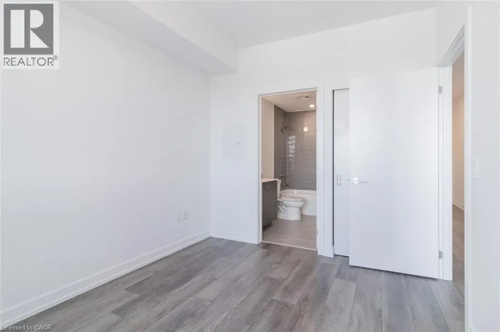 15 WELLINGTON Street S Unit# 511, #511