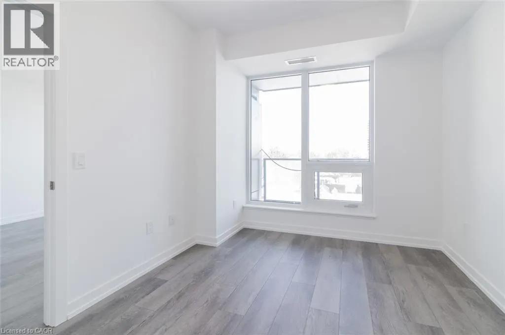 15 WELLINGTON Street S Unit# 511, #511