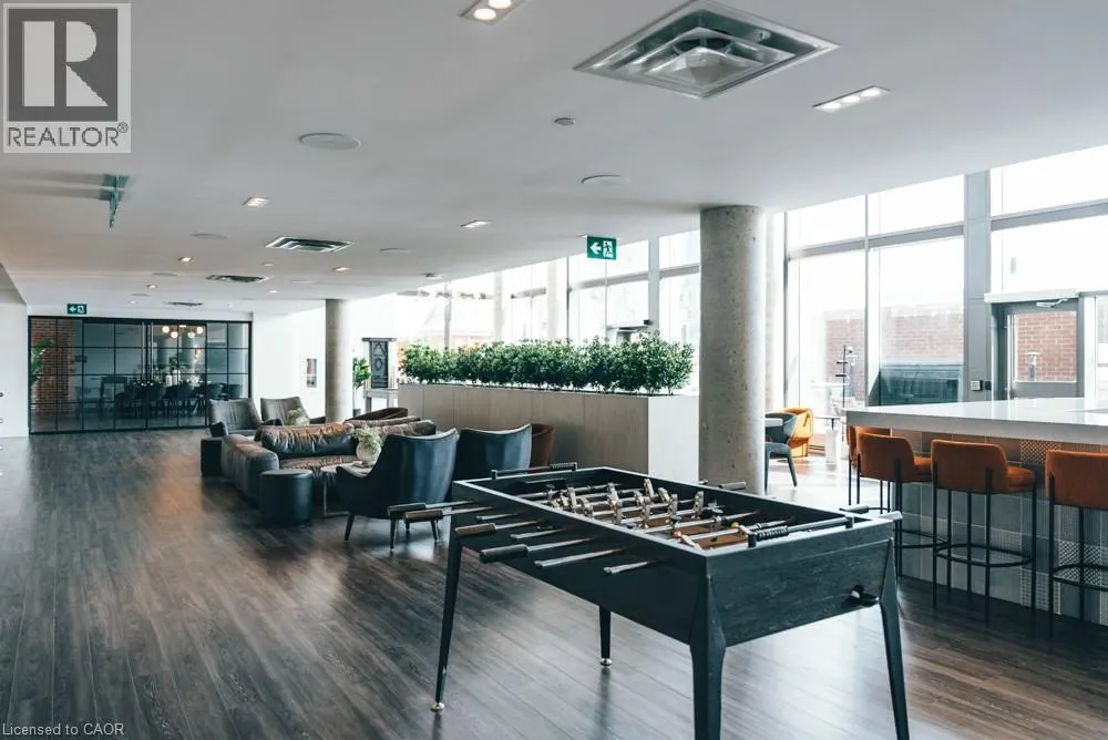15 WELLINGTON Street S Unit# 511, #511