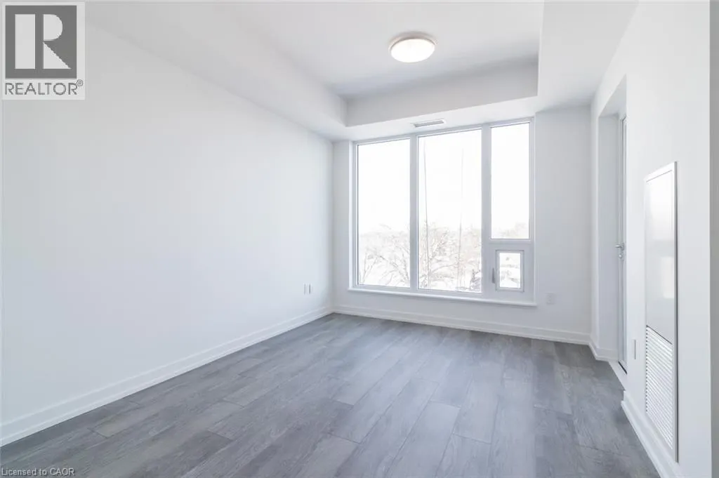 15 WELLINGTON Street S Unit# 511, #511