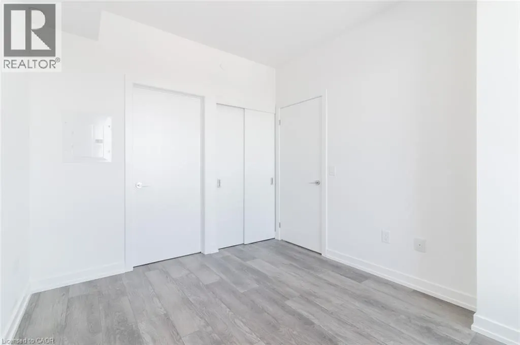 15 WELLINGTON Street S Unit# 511, #511