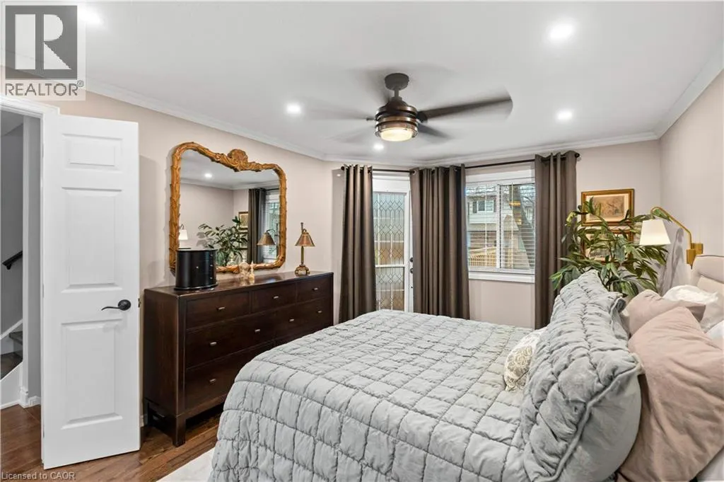 1508 UPPER MIDDLE Road Unit# 5, #5