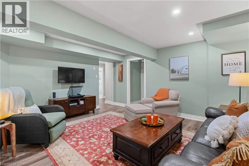 1508 UPPER MIDDLE Road Unit# 5, #5