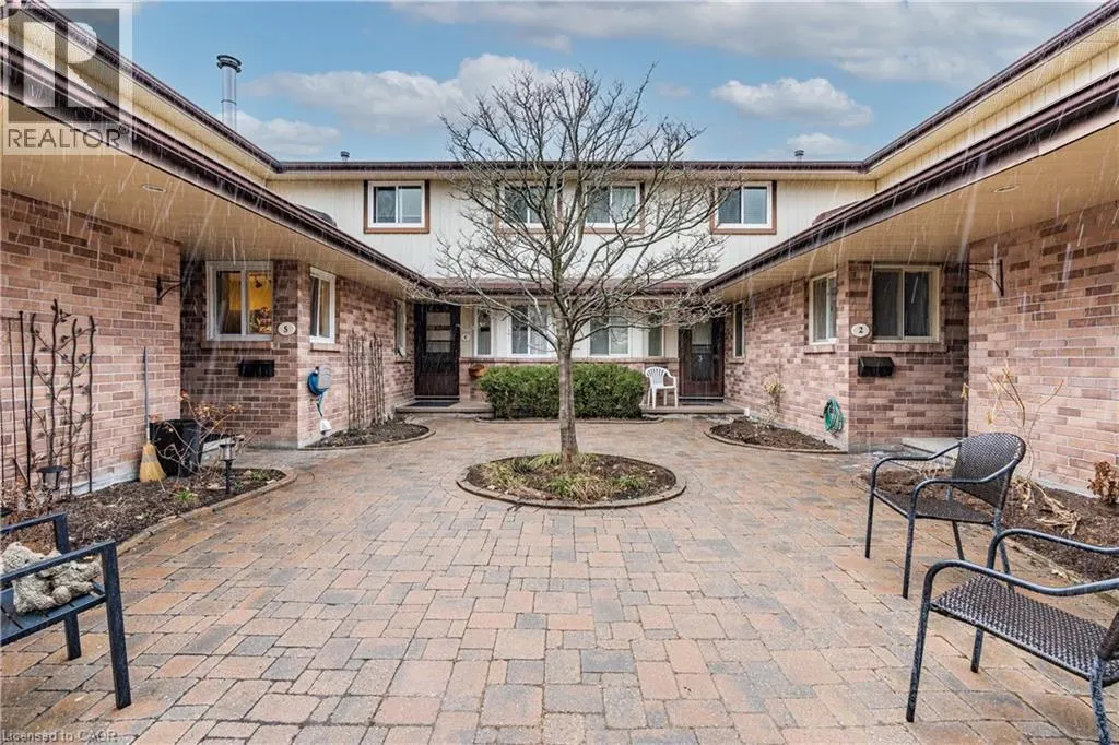 1508 UPPER MIDDLE Road Unit# 5, #5