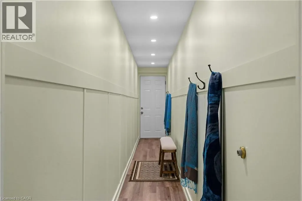 1508 UPPER MIDDLE Road Unit# 5, #5