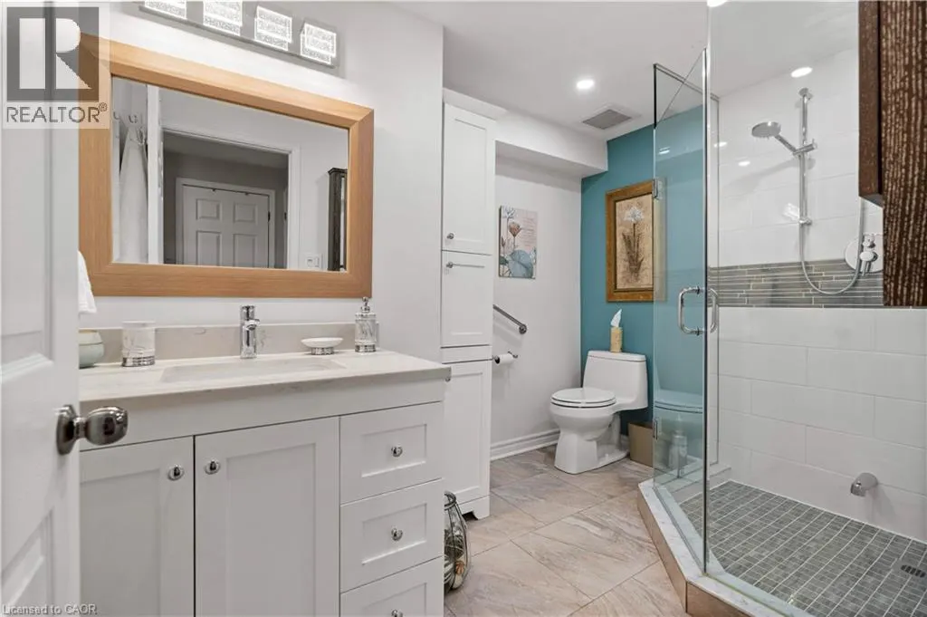 1508 UPPER MIDDLE Road Unit# 5, #5
