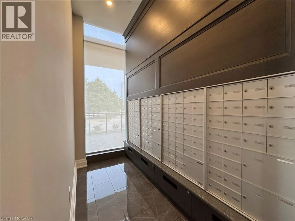 2060 LAKESHORE Road Unit# 405, #405