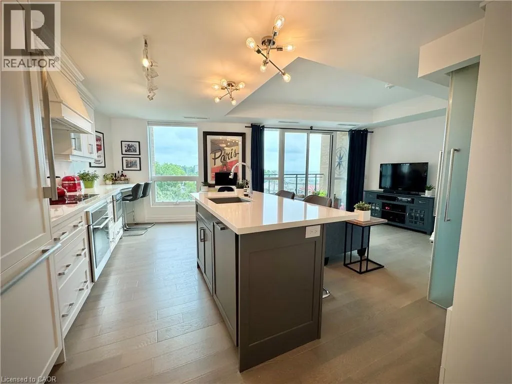 2060 LAKESHORE Road Unit# 405, #405
