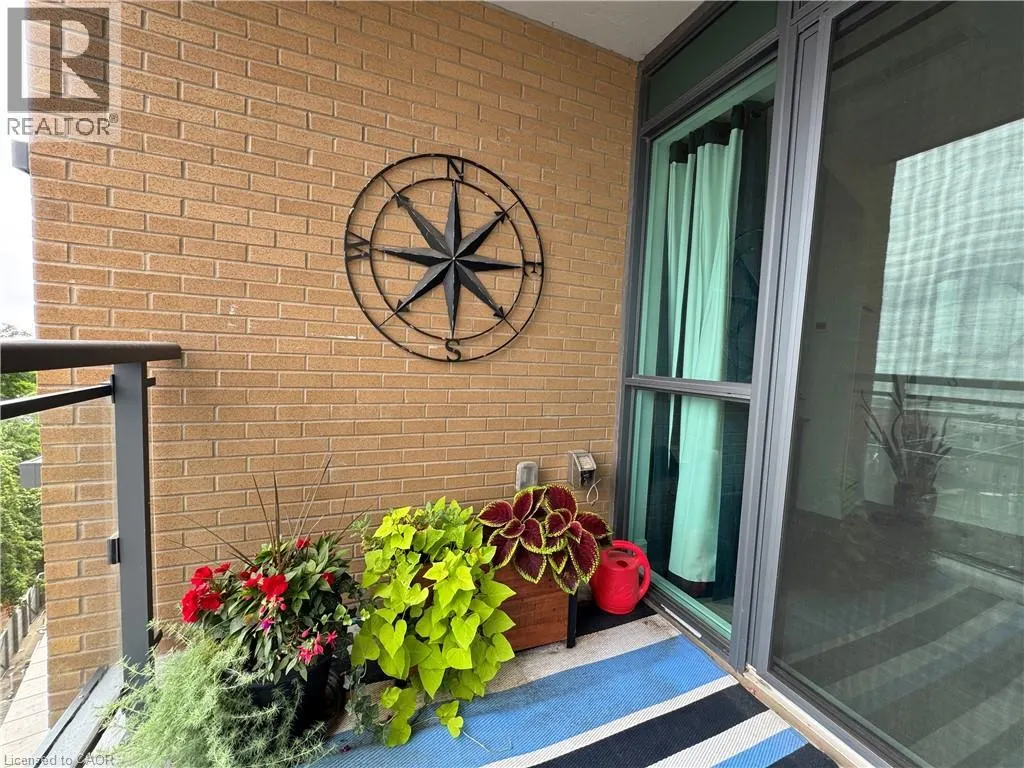 2060 LAKESHORE Road Unit# 405, #405