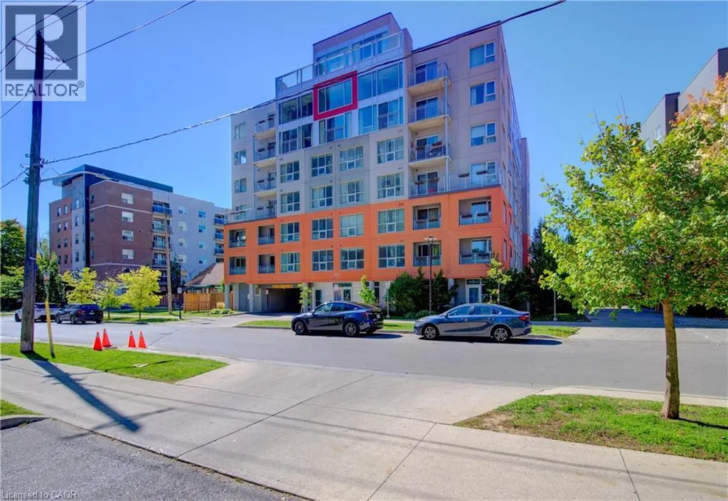 321 SPRUCE Street Unit# 102, #102