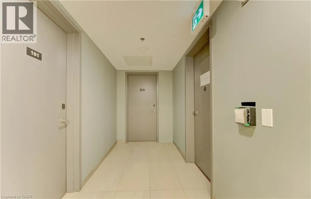 321 SPRUCE Street Unit# 102, #102