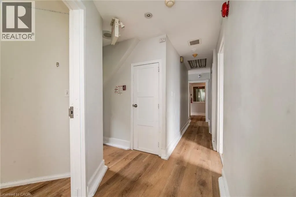 19 SCHNEIDER Avenue