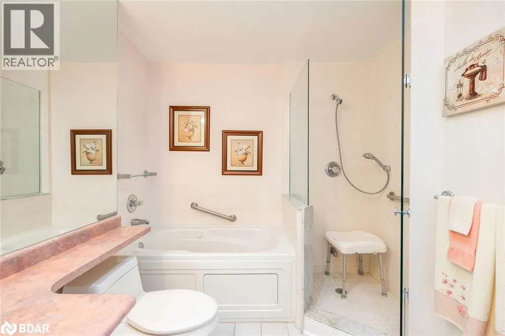 2 TORONTO Street Unit# 401, #401