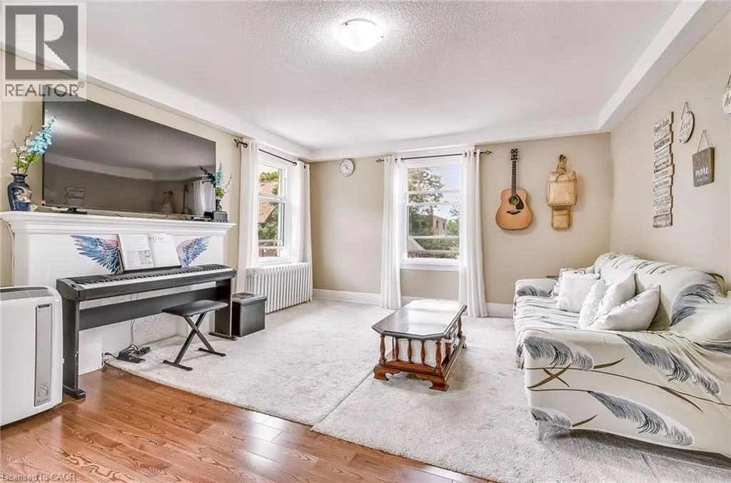 25 MOUNTWOOD Avenue Unit# 14, #14