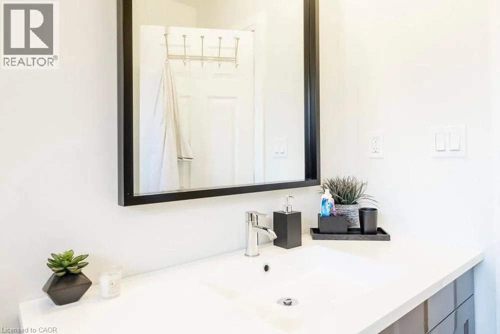 166 WEST 33RD Street Unit# 1, #1