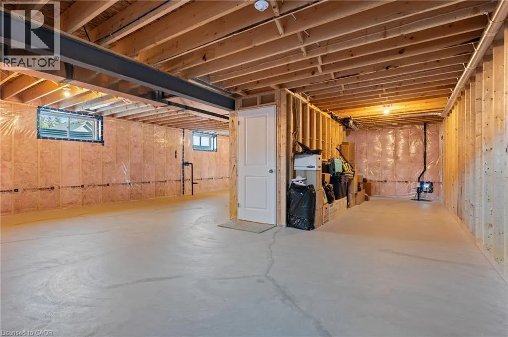 1 PEACHLEAF Lane