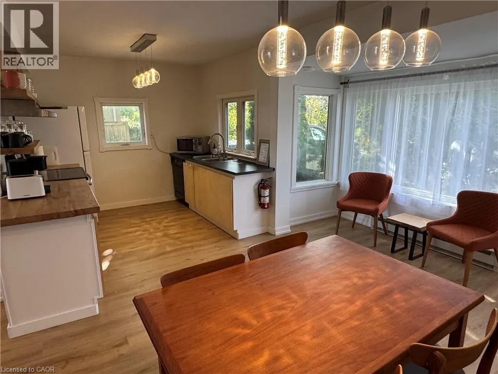 30 TRILLIUM Avenue