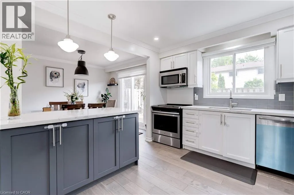 5475 LAKESHORE Road Unit# 19, #19