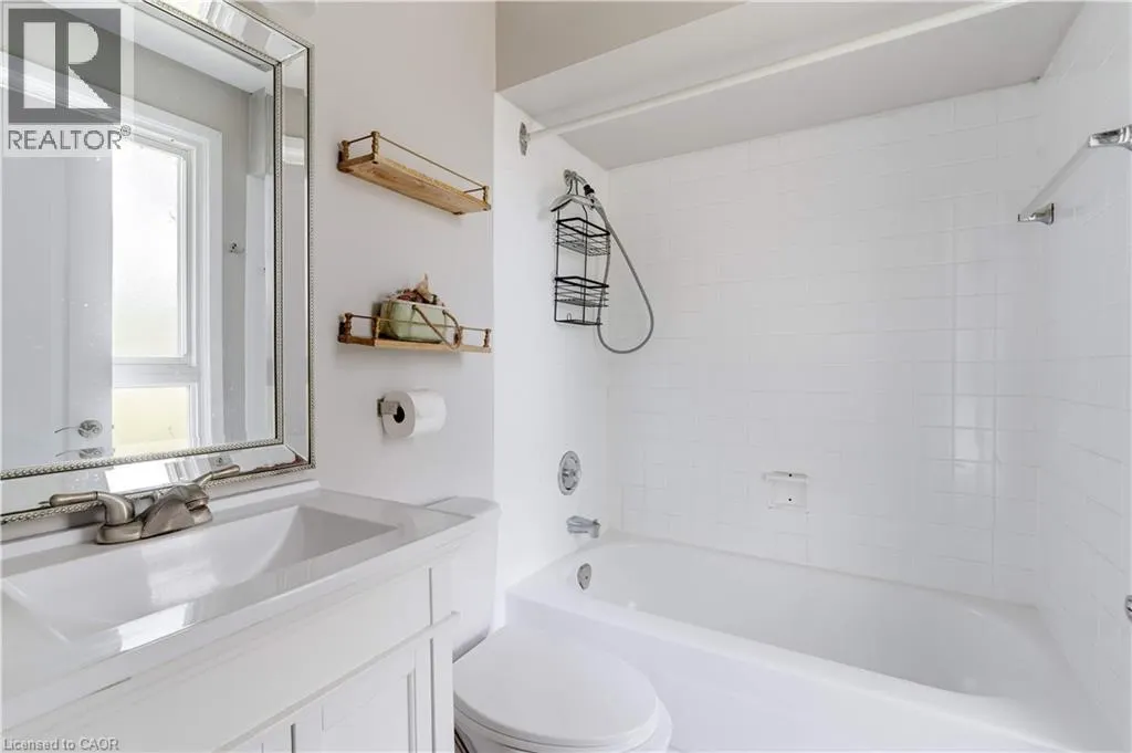 5475 LAKESHORE Road Unit# 19, #19