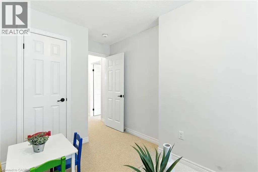 377 GLANCASTER Road Unit# 24, #24