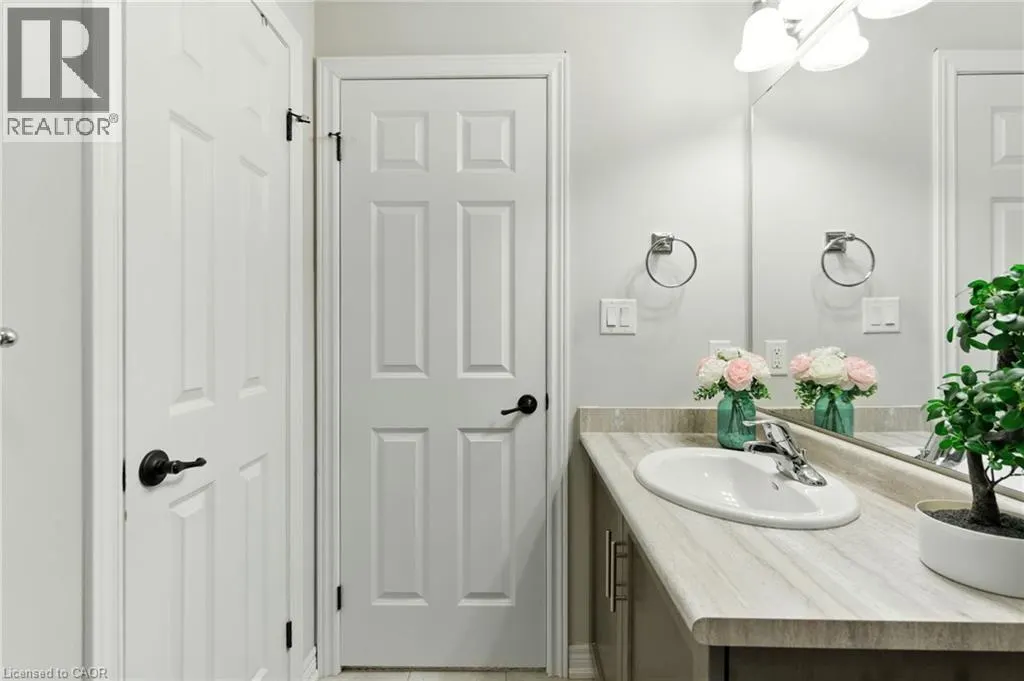 377 GLANCASTER Road Unit# 24, #24