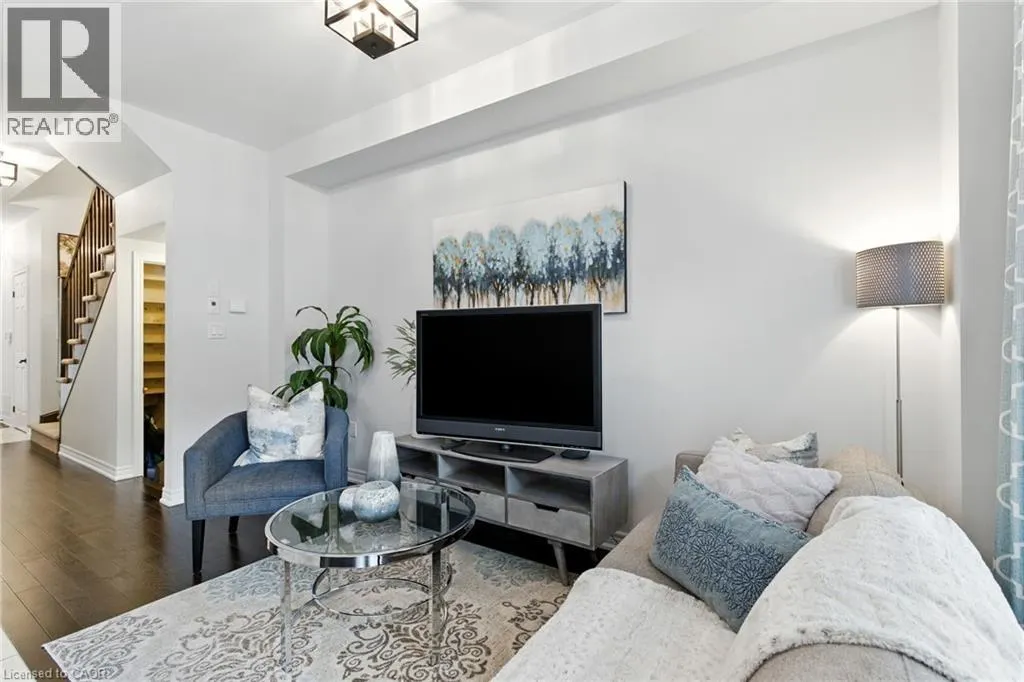 377 GLANCASTER Road Unit# 24, #24