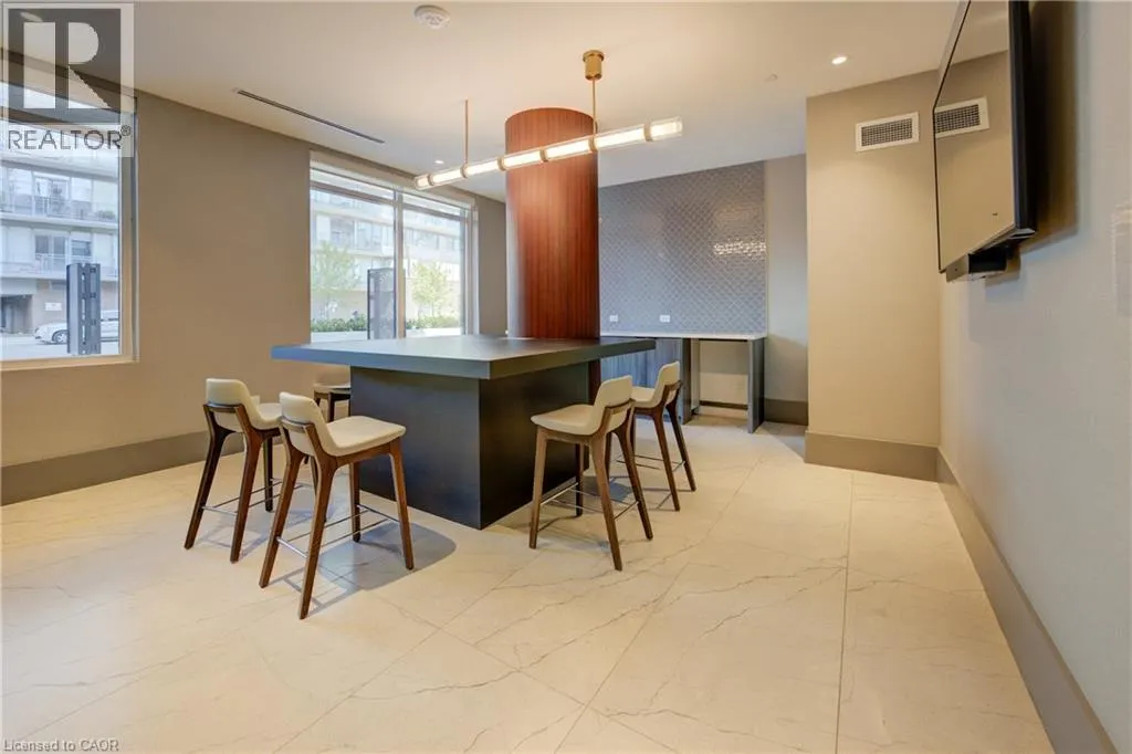 55 DUKE Street W Unit# 802, #802
