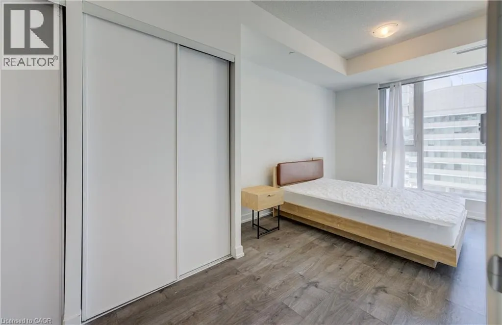 55 DUKE Street W Unit# 802, #802
