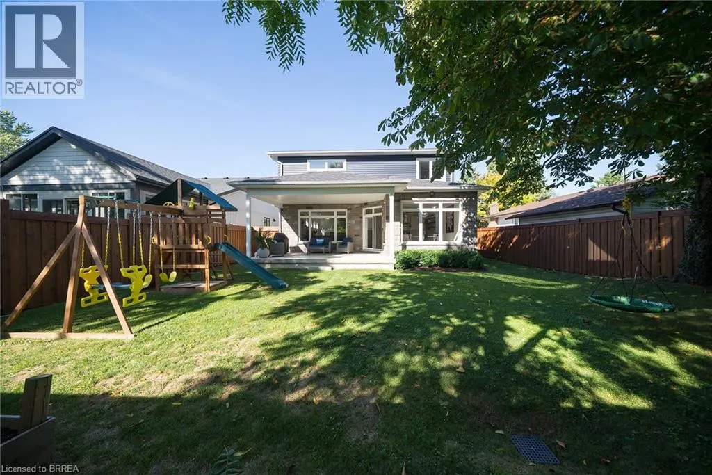 38 LAKEVIEW Avenue