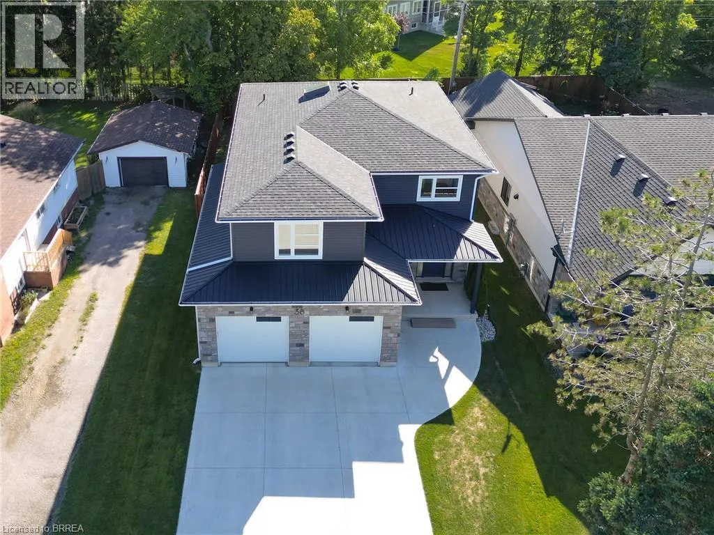 38 LAKEVIEW Avenue