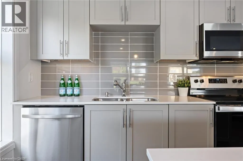88 GIBSON Street Unit# 209, #209