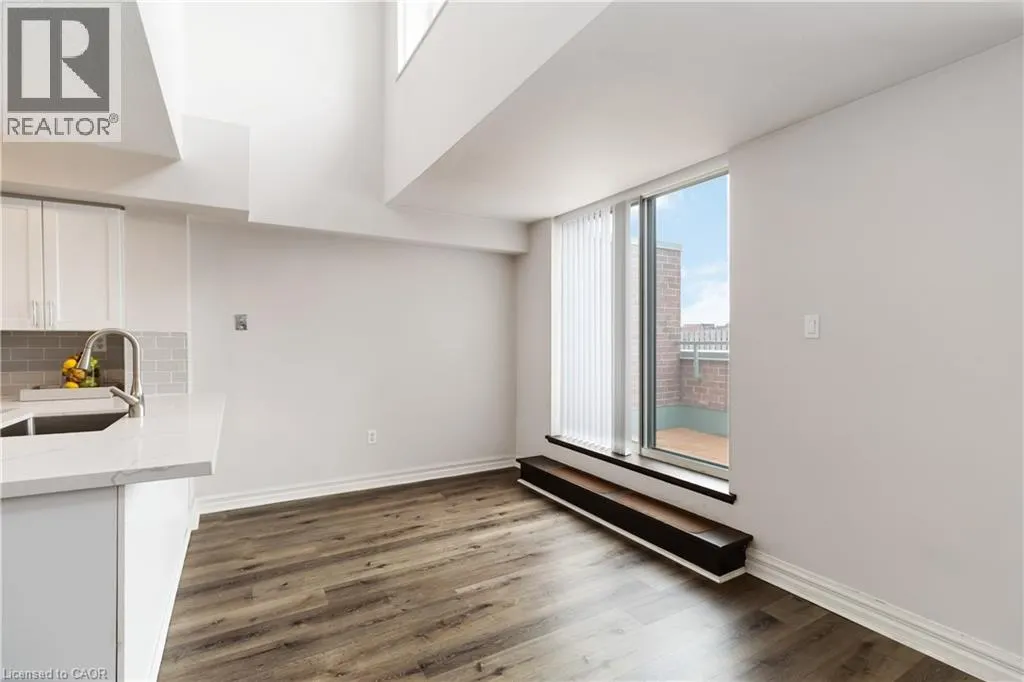 221 ROBINSON Street Unit# 403, #403