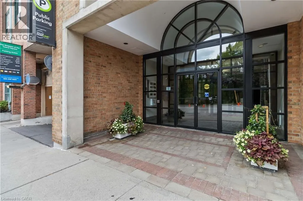 221 ROBINSON Street Unit# 403, #403