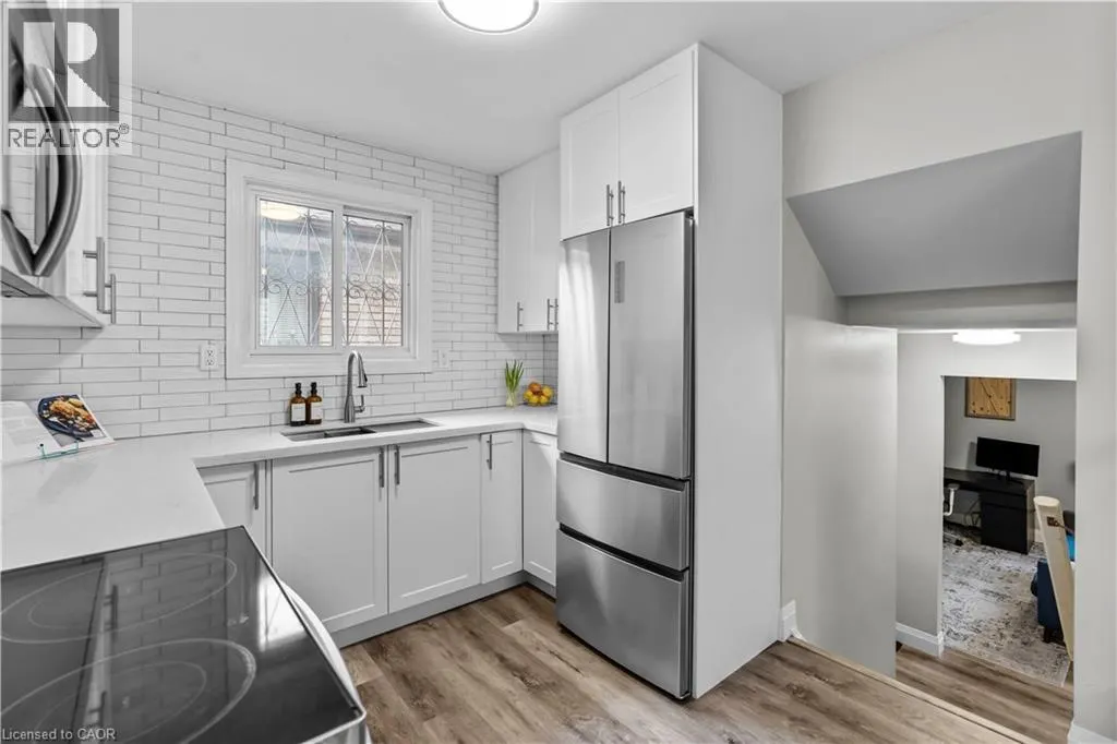 82 EAST 36TH Street