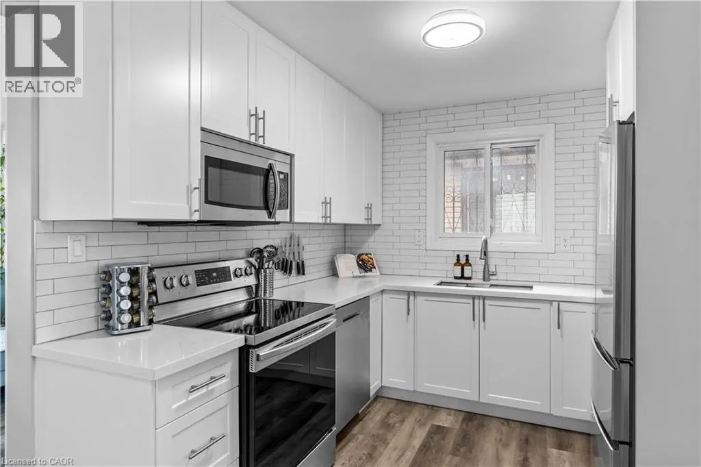 82 EAST 36TH Street