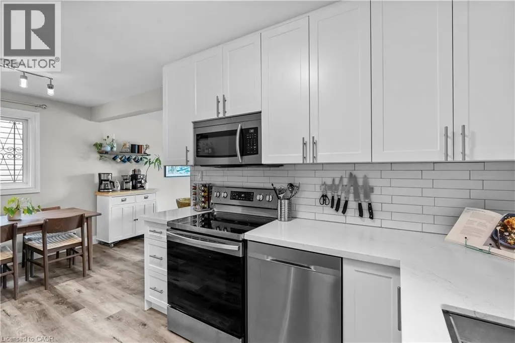 82 EAST 36TH Street