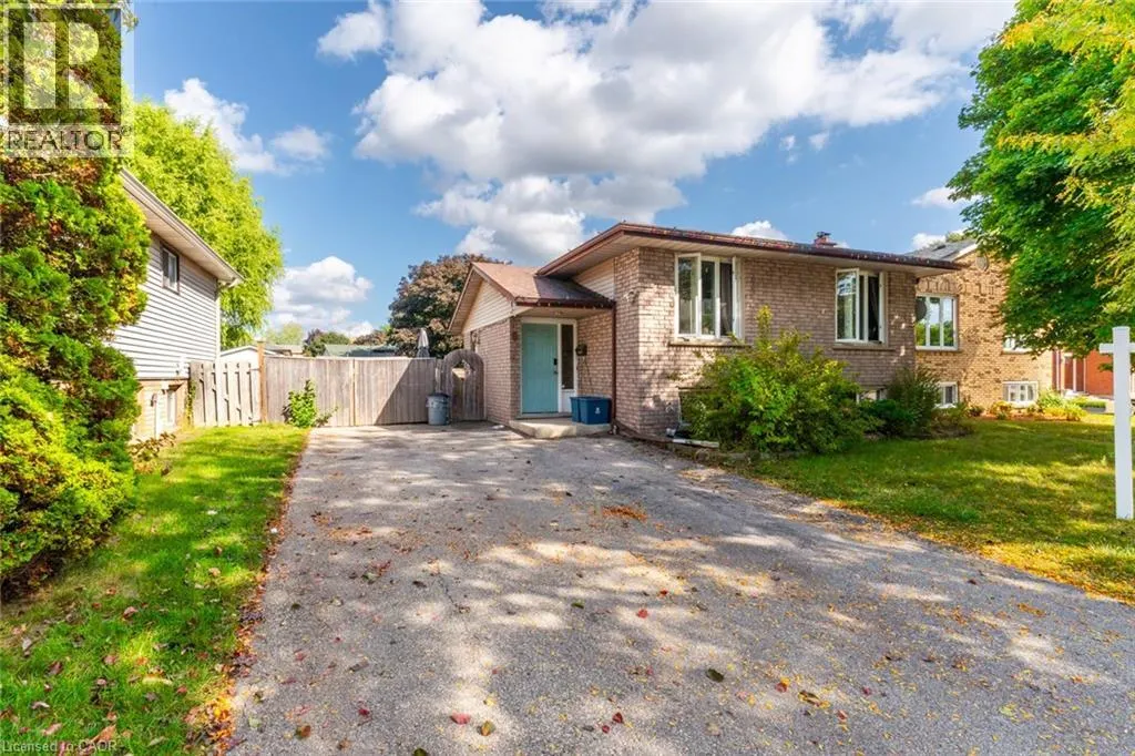 9 BEAVER Crescent
