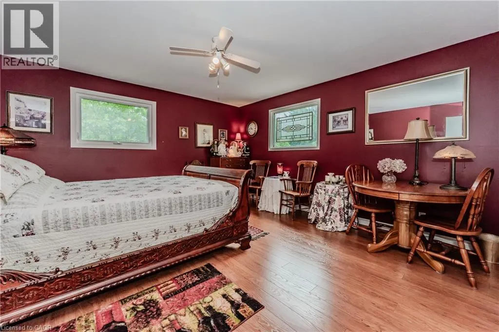 111 GRANDVIEW Drive