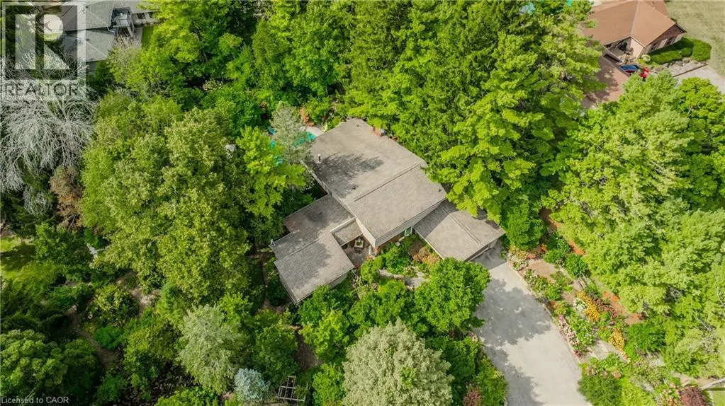111 GRANDVIEW Drive