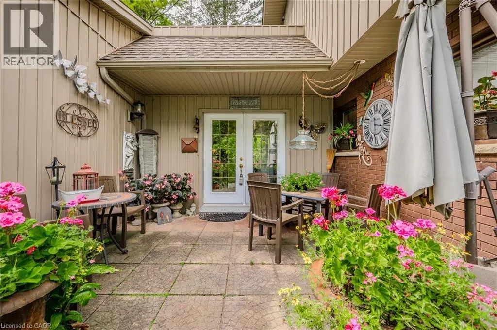 111 GRANDVIEW Drive