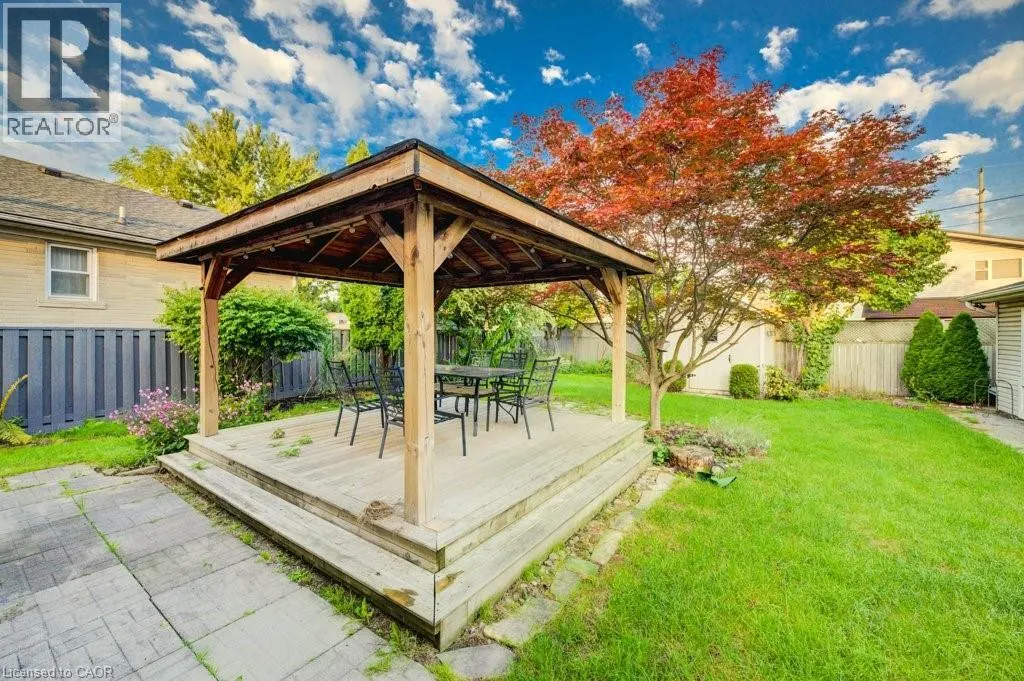 446 KINGSLEIGH Court