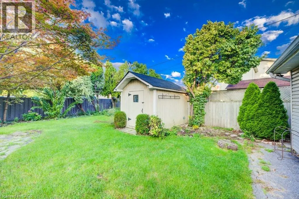 446 KINGSLEIGH Court