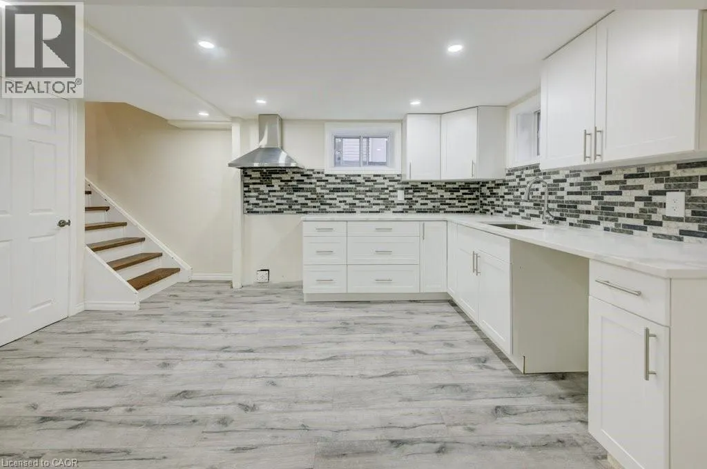 446 KINGSLEIGH Court